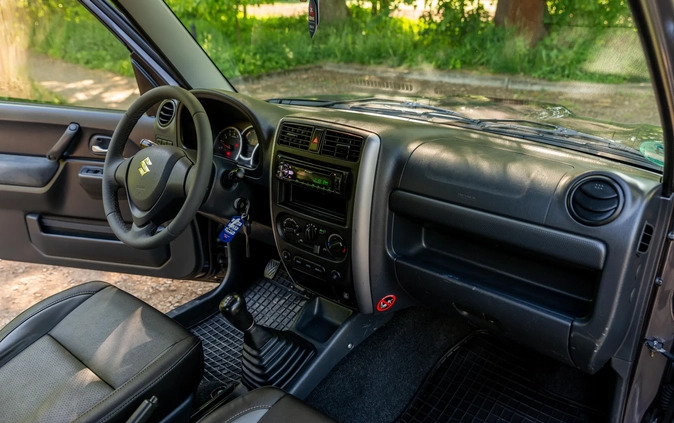 Suzuki Jimny cena 66700 przebieg: 131247, rok produkcji 2017 z Tyszowce małe 781